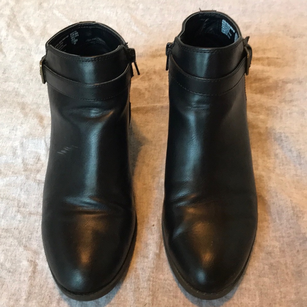 Black ankle booties